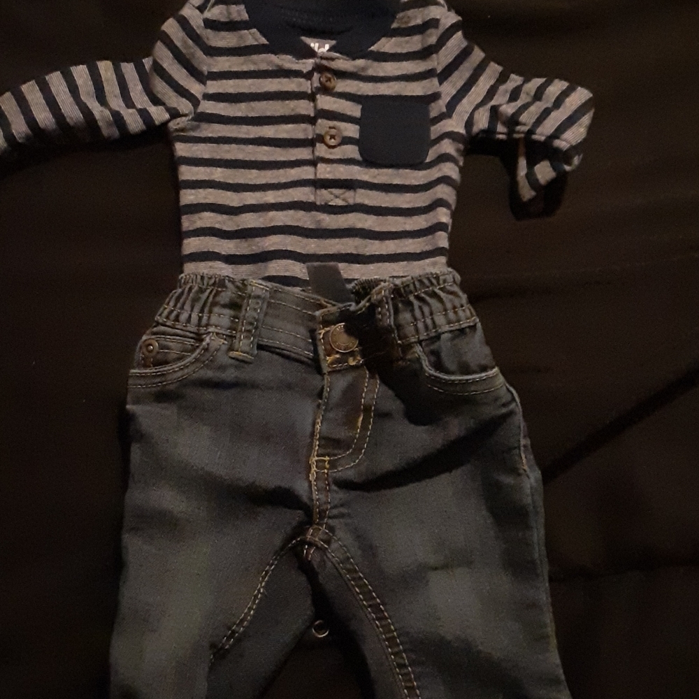 Baby clothes